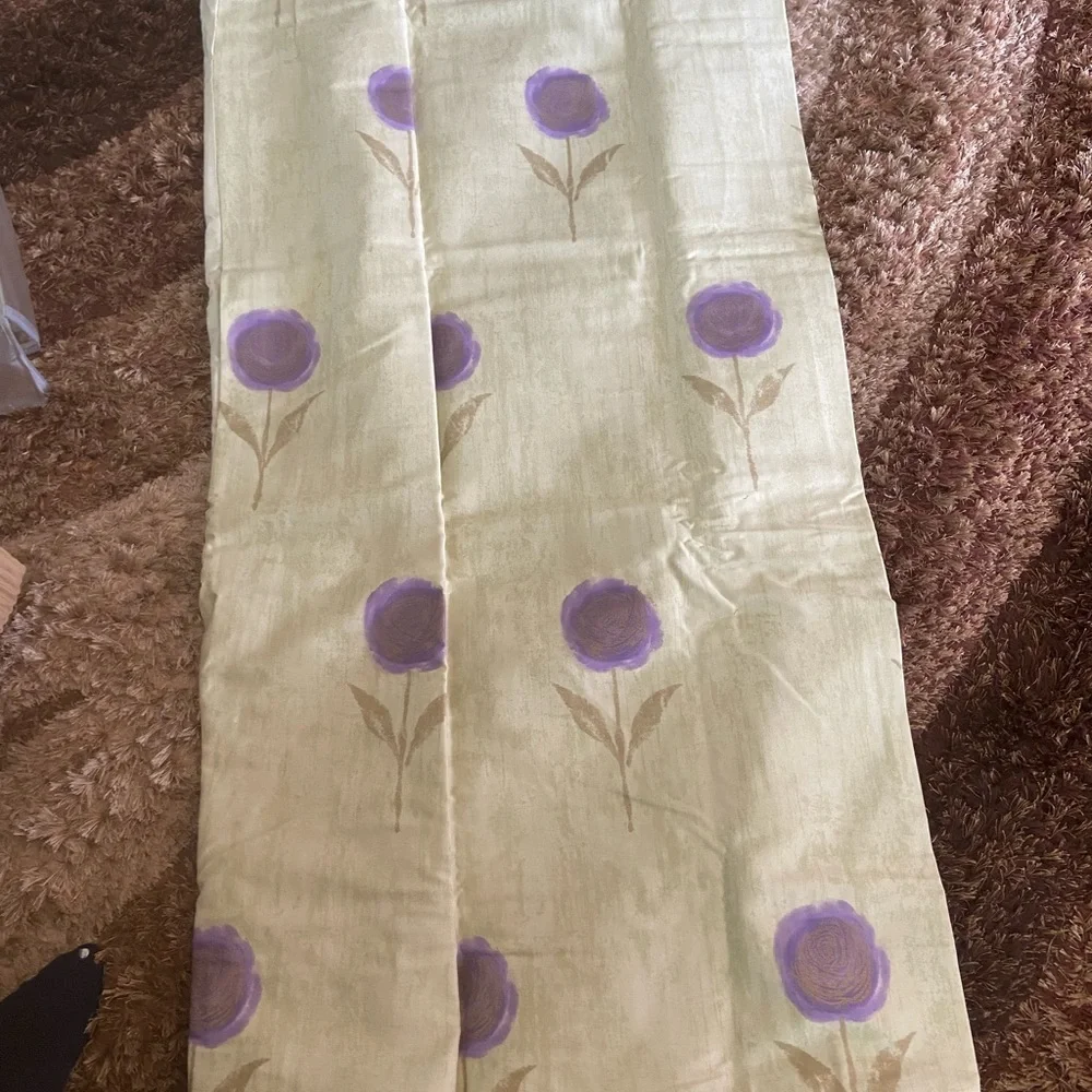 100% Pure brand queen duvet cover. Lime green with purple accents.